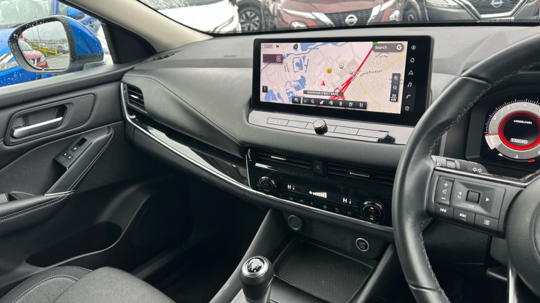 Nissan Qashqai 1.3 DiG-T MH N-Connecta 5dr Petrol Hatchback